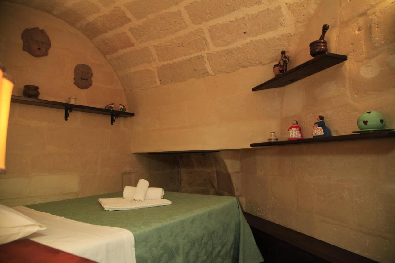 Hotel Dimora Dei Figuli Lecce Habitación foto
